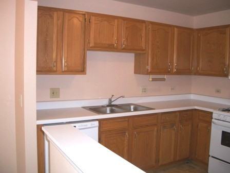 2838 Meadow Ln #X1 - Photo 2 of 10
