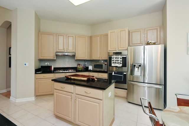 703 Interlochen Ct - Photo 3 of 15