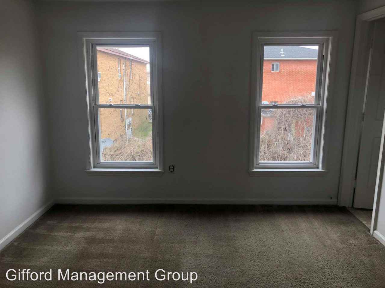 124 & 126 W. Seaview Ave - Photo 2 of 12