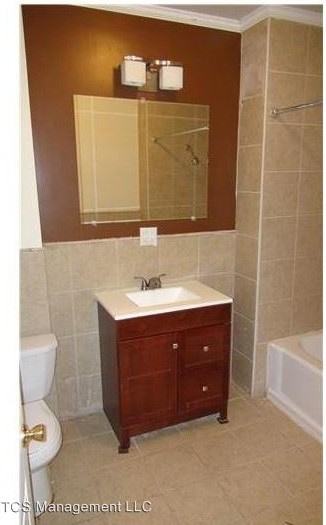 3025 3025 N Judson St - Photo 2 of 5