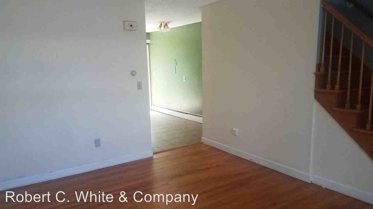 16 Lawton Rd #30 - Photo 3 of 11