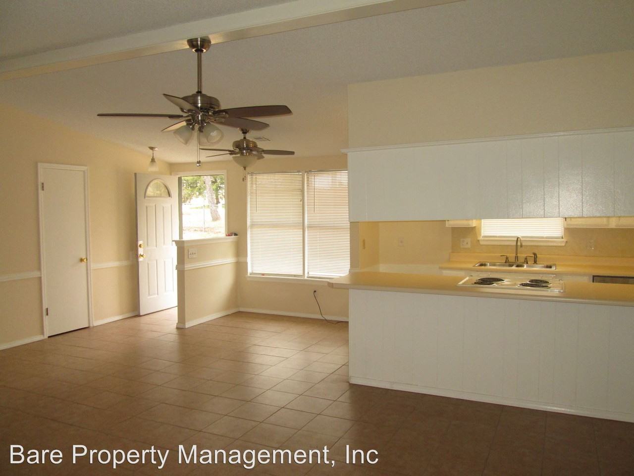 4927 Oakbrook Dr - Photo 3 of 25