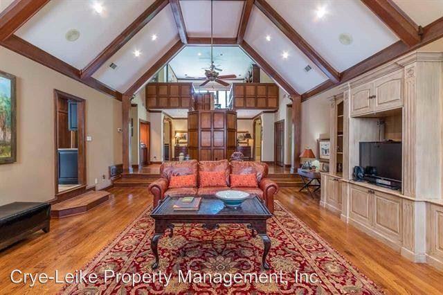 8706 Classic Dr - Photo 3 of 18