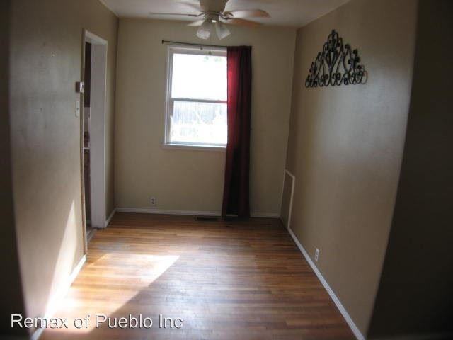 218 Arthur St - Photo 3 of 10
