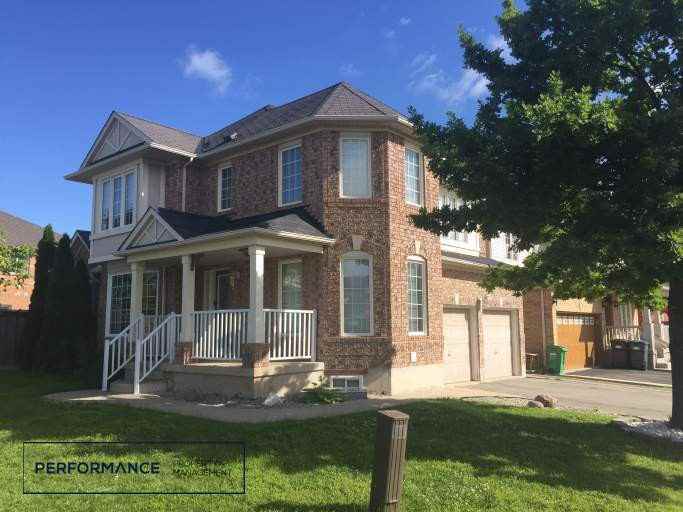 35 Kershaw Street, Brampton, ON L7A 1Y5 3 Bedroom House for Rent for