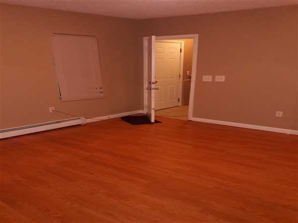 17 Steuben St #1 - Photo 2 of 5