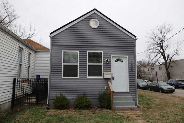 1429 S Shelby St - Photo 2 of 11