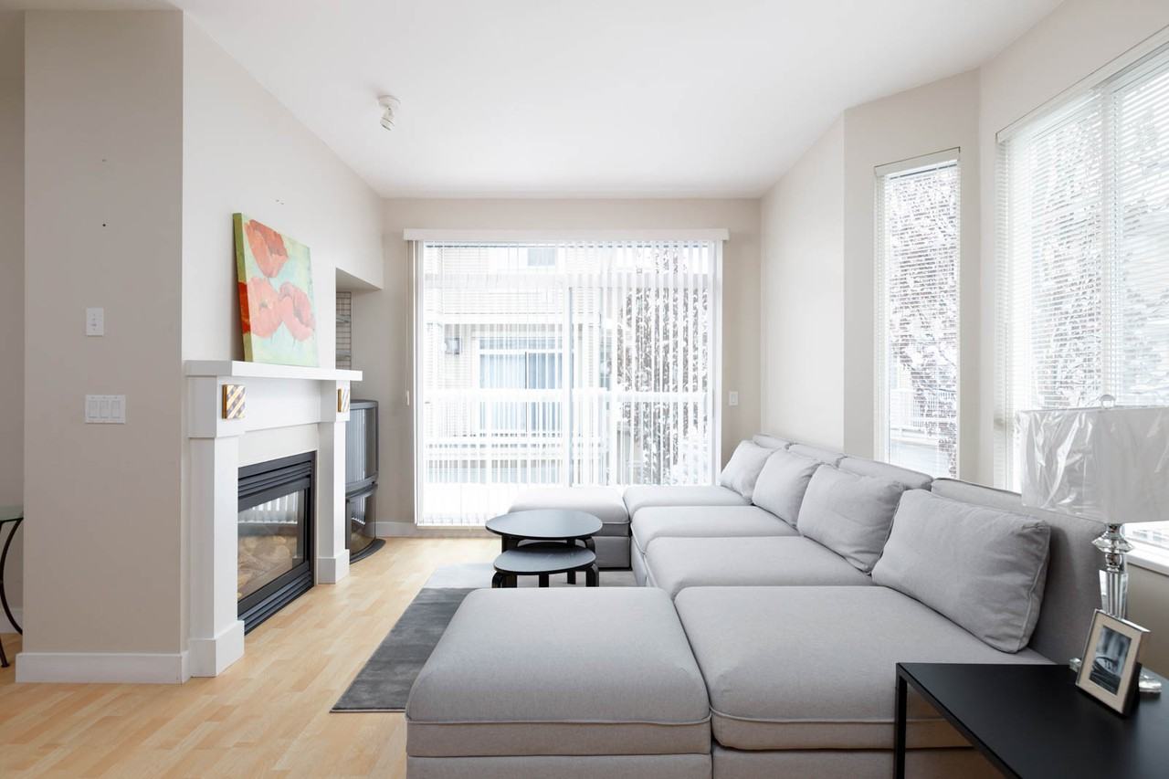 9088 Jones Rd - Photo 2 of 8