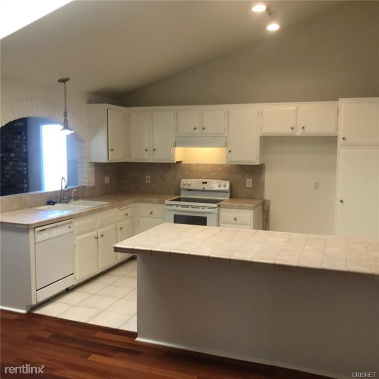 5415 Meadow Vista Way - Photo 2 of 10