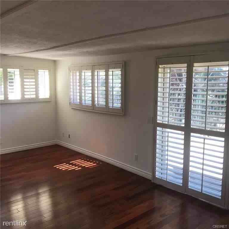 5415 Meadow Vista Way - Photo 3 of 10