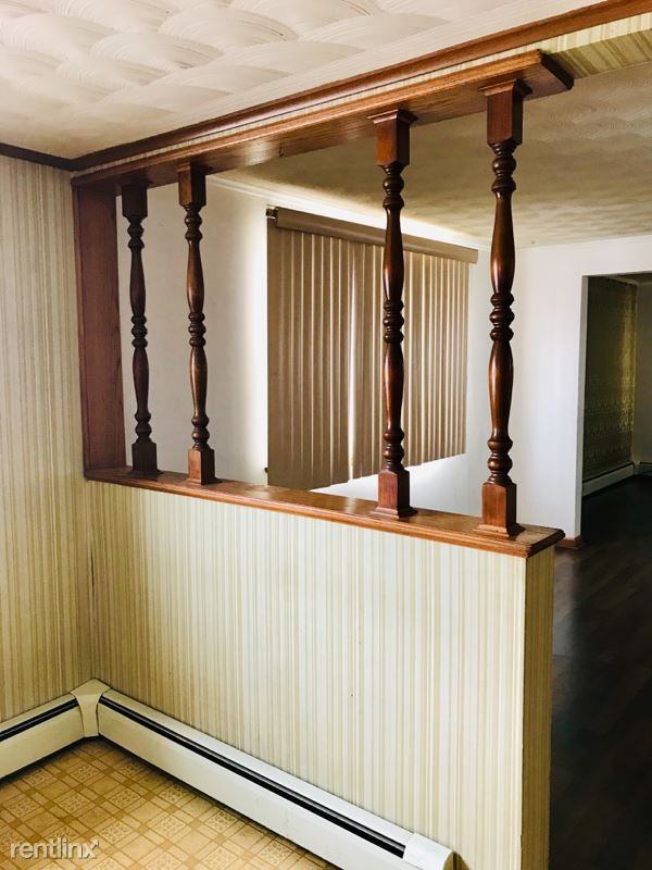 228 Bridge St - Photo 2 of 13