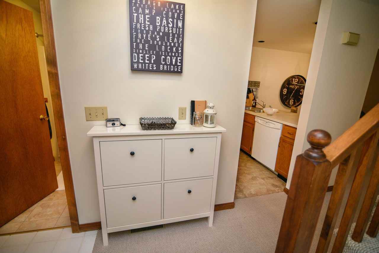 8 Portsmouth Ave - Photo 2 of 19