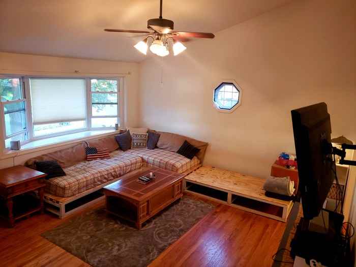 2512 Eberly St - Photo 3 of 19