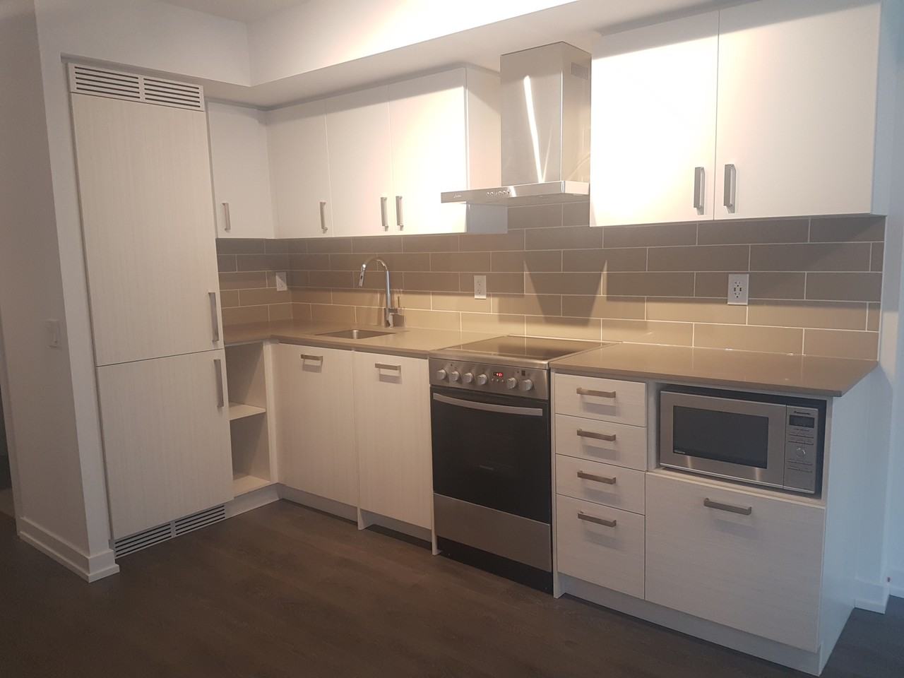 125 Redpath Ave. #311