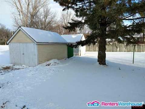 405 Central Ave S - Photo 3 of 21