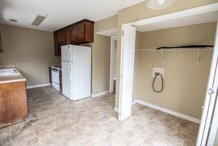 11554 Maple Arbor Way - Photo 3 of 10