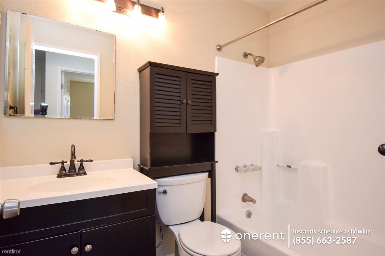 541 Groth Pl - Photo 2 of 15