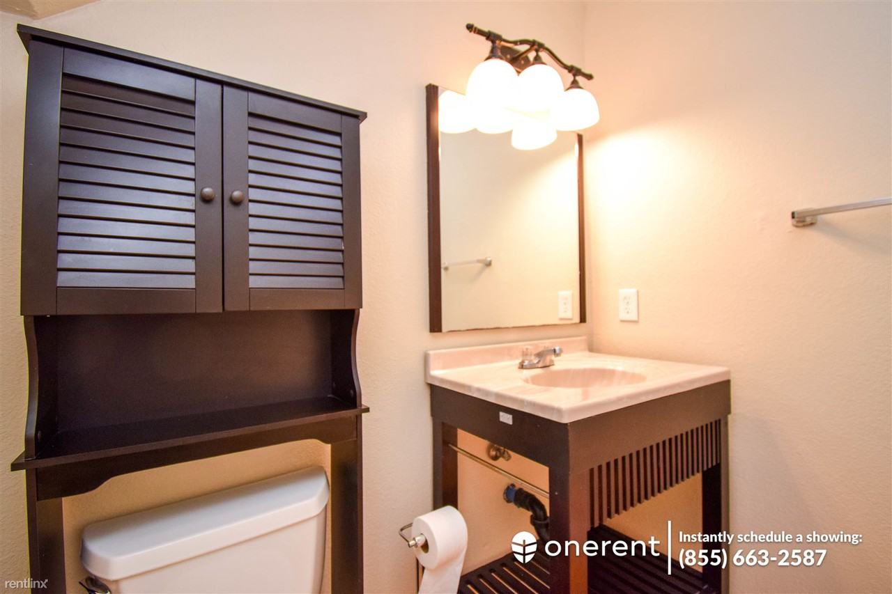 541 Groth Pl - Photo 3 of 15