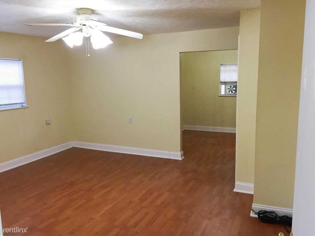 235 Rinne St - Photo 3 of 7