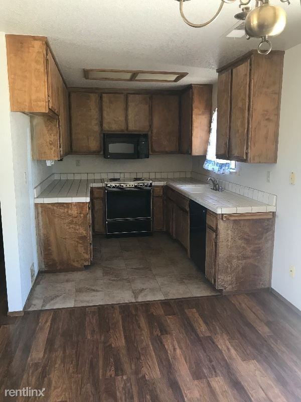 19520 Fiddletown Rd - Photo 3 of 10