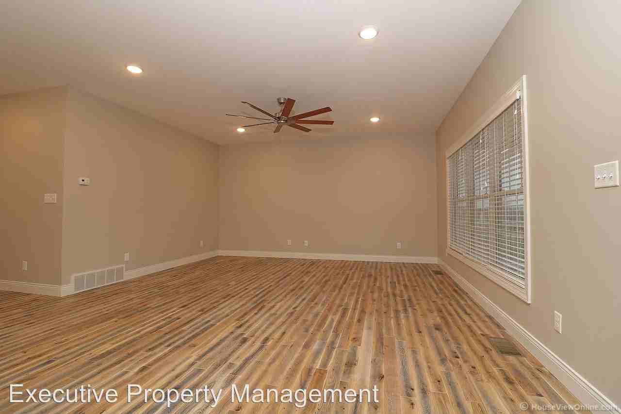 171 Stepping Stone Way - Photo 2 of 39