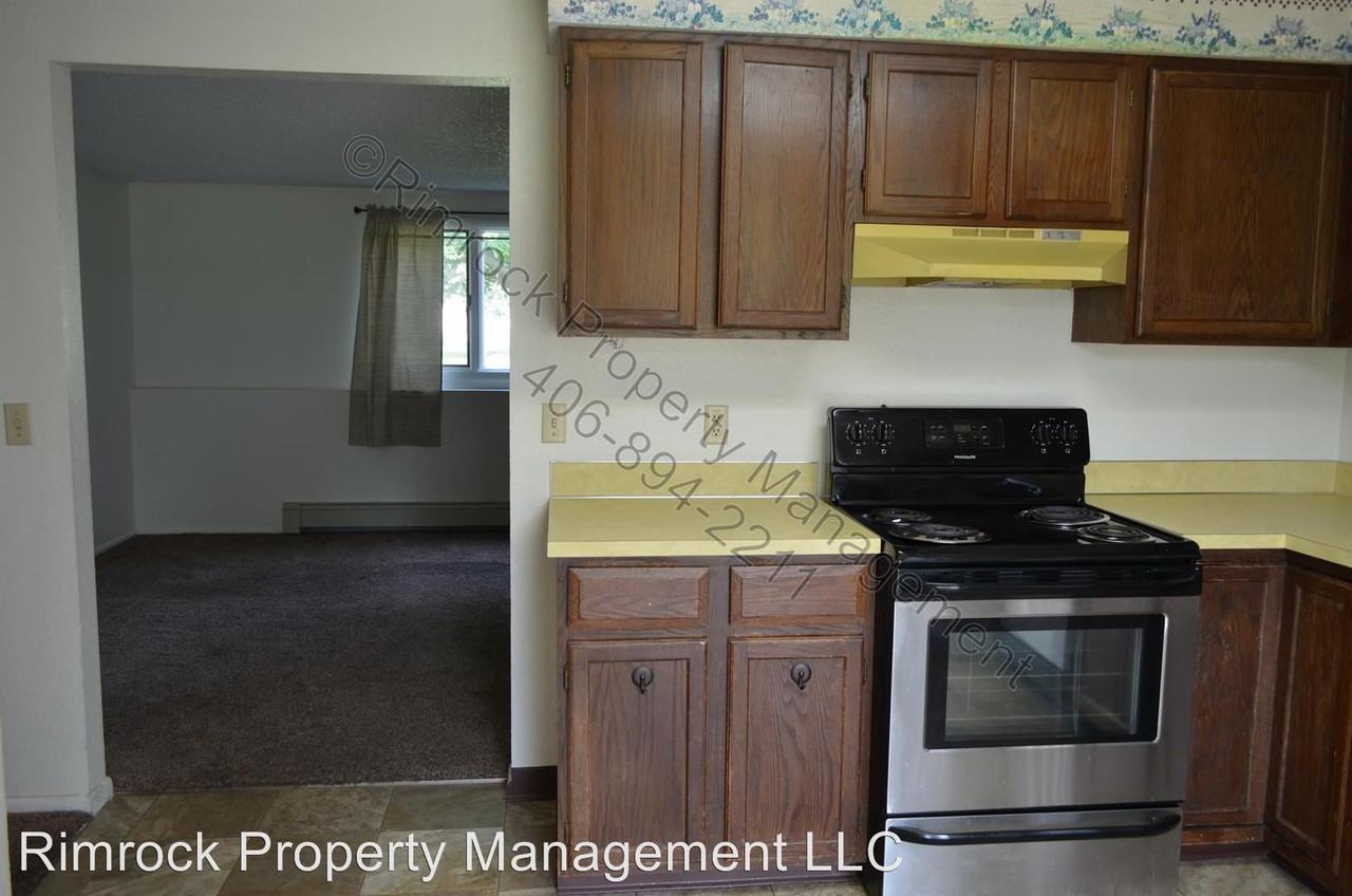 1104-1106 Denway Place - Photo 2 of 12