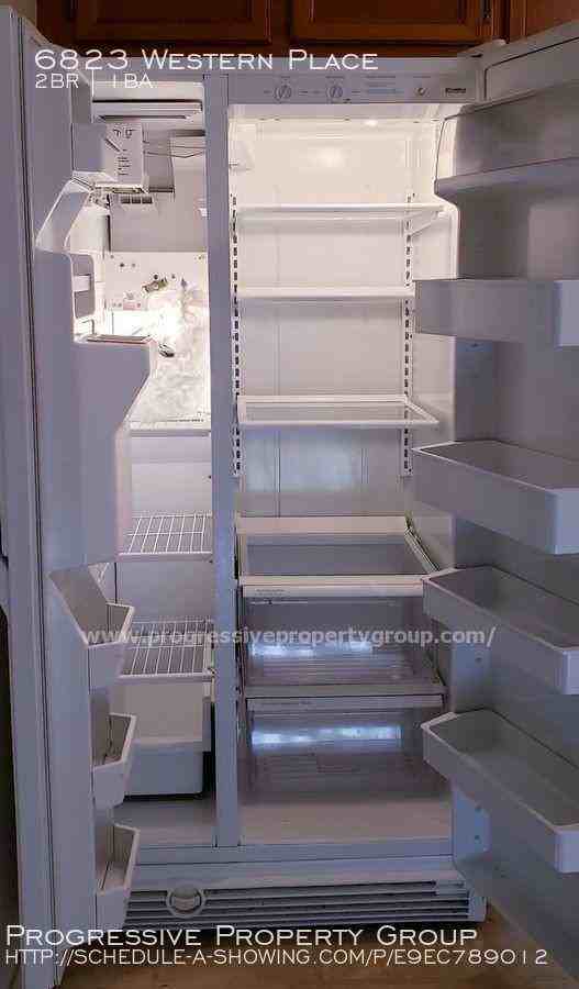 6823 Western Pl - Photo 3 of 8