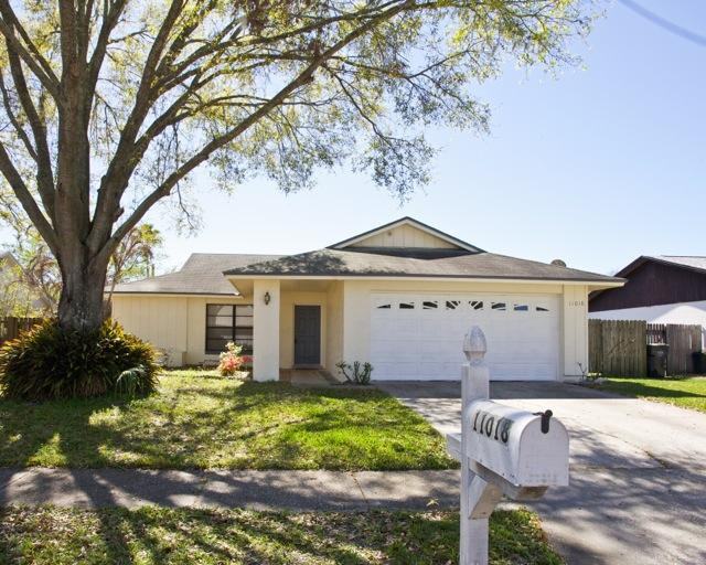 11018 Ashbourne Cir - Photo 2 of 16