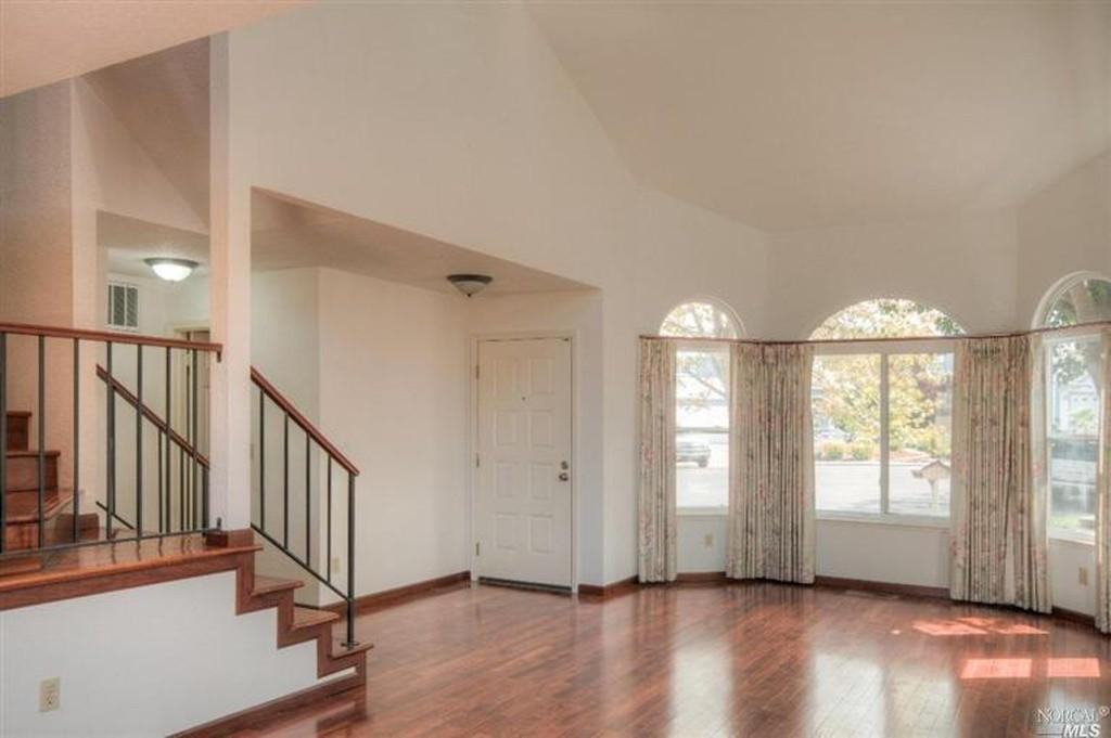 142 Pirates Cove - Photo 2 of 22