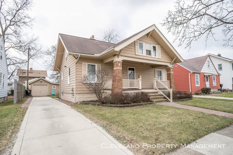 17005 Sedalia Ave - Photo 2 of 33