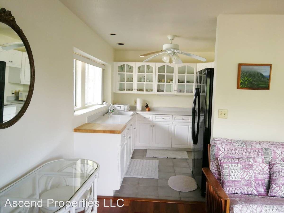 3351 Kalihi St - Photo 2 of 18