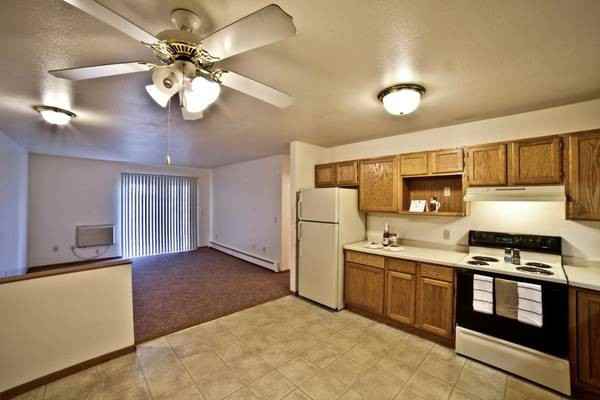 351 S. Mountin Dr. - Photo 2 of 28