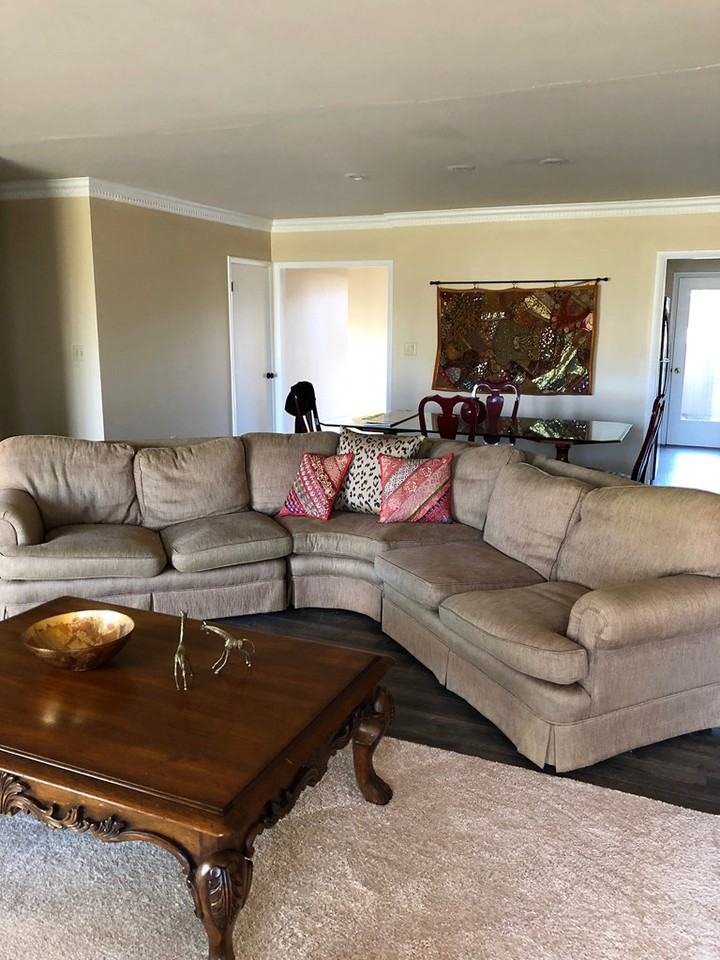 221 Club Cir - Photo 2 of 18