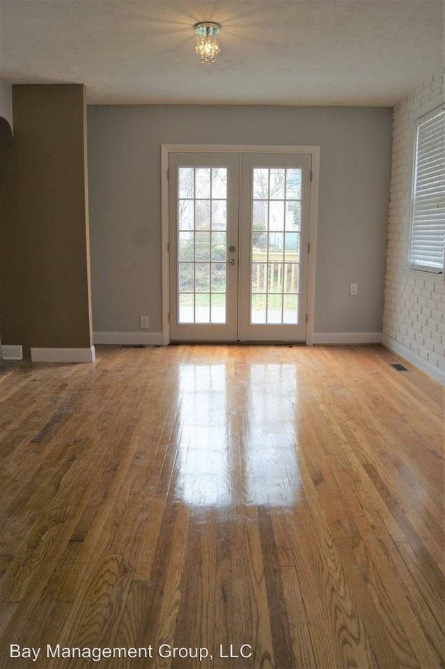 6012 Eurith Ave - Photo 3 of 20