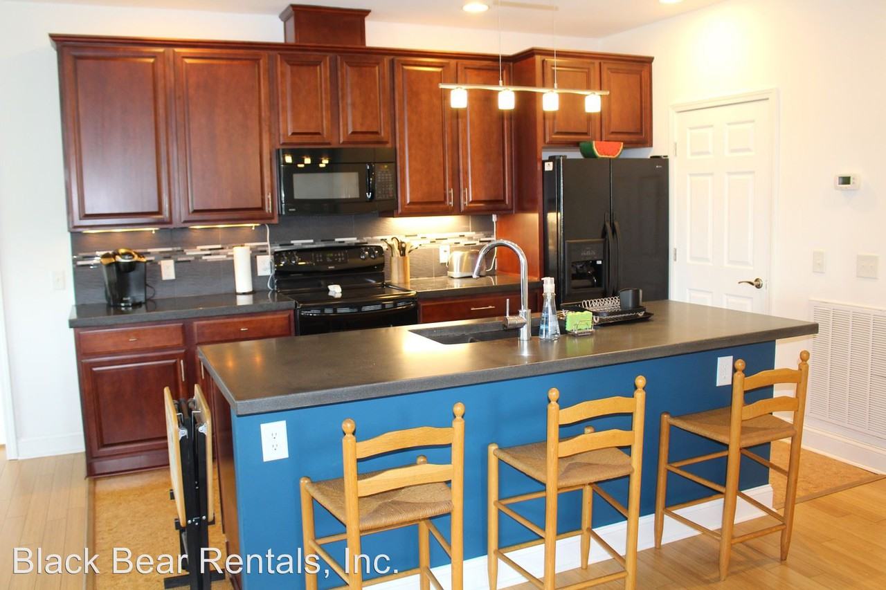 400 N Skyloft Dr #202 - Photo 3 of 26