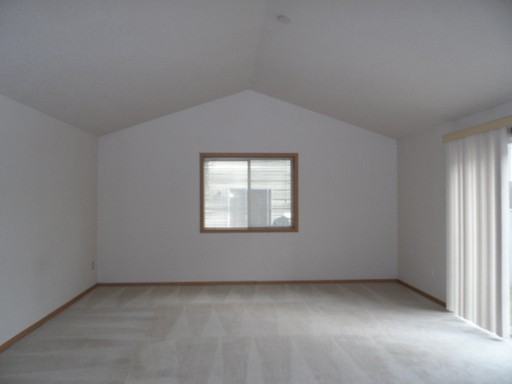 3013 NE 115th Ave - Photo 2 of 16