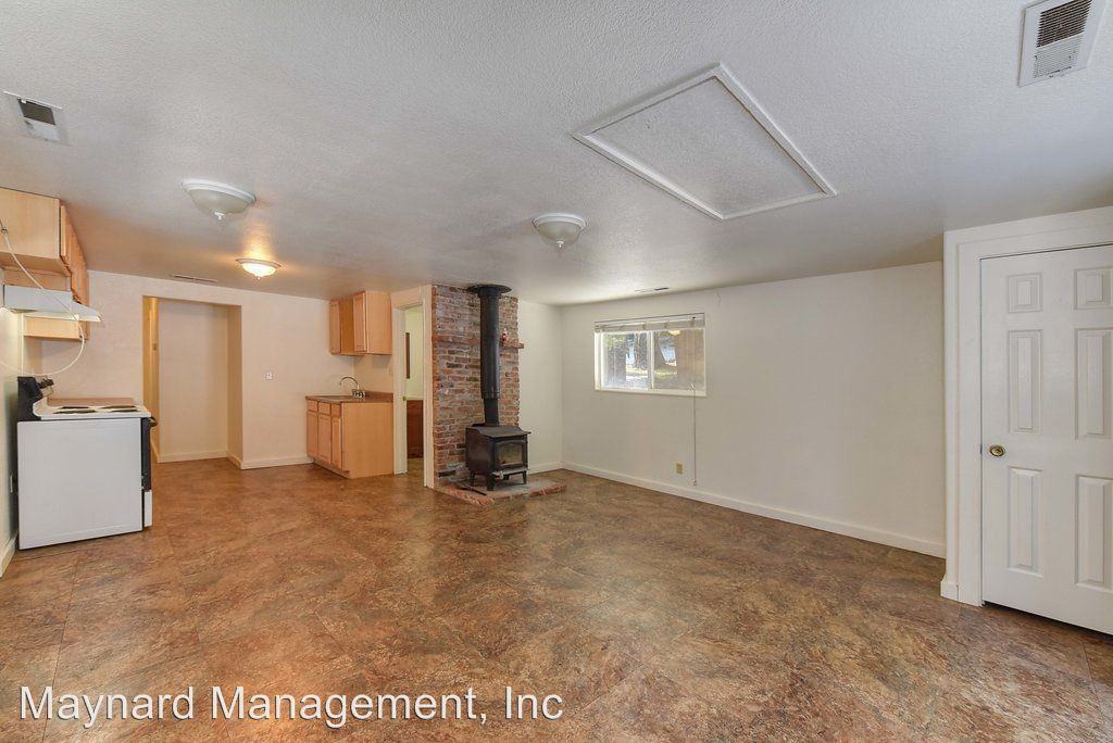 26315 Fawn Ct - Photo 3 of 8