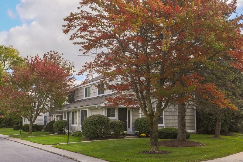 Pheasant Run - Photo 3 of 16