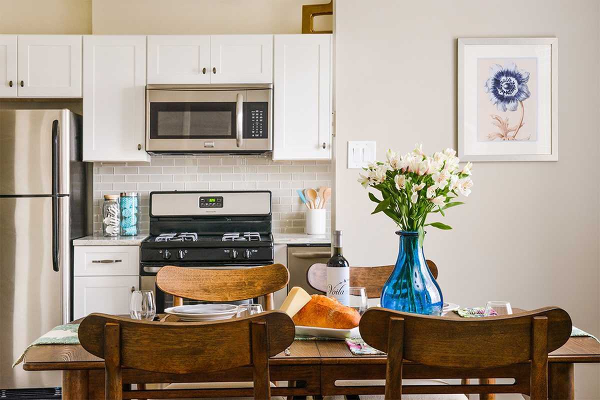 Alden Park Luxury Apartments - Photo 3 of 35