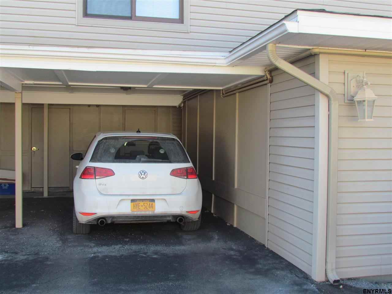 26 Donna Lynn Dr - Photo 3 of 24