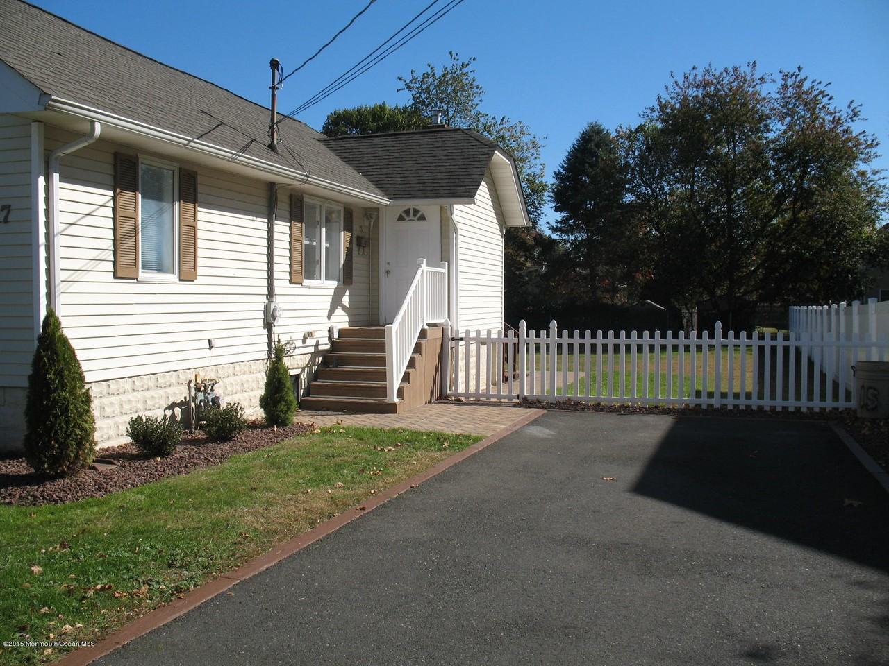 17 Gaston St - Photo 2 of 27