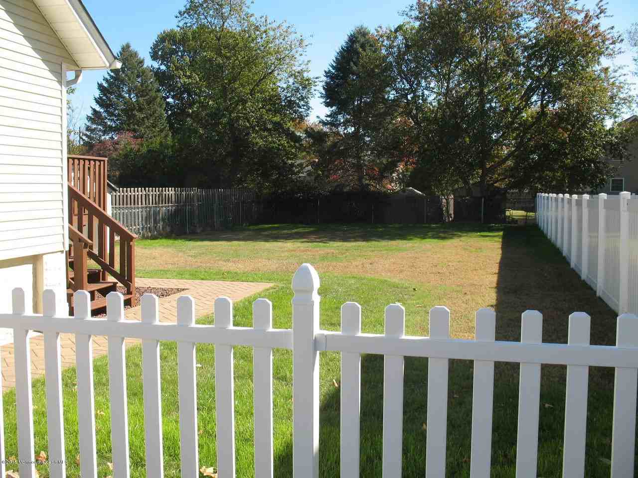 17 Gaston St - Photo 3 of 27