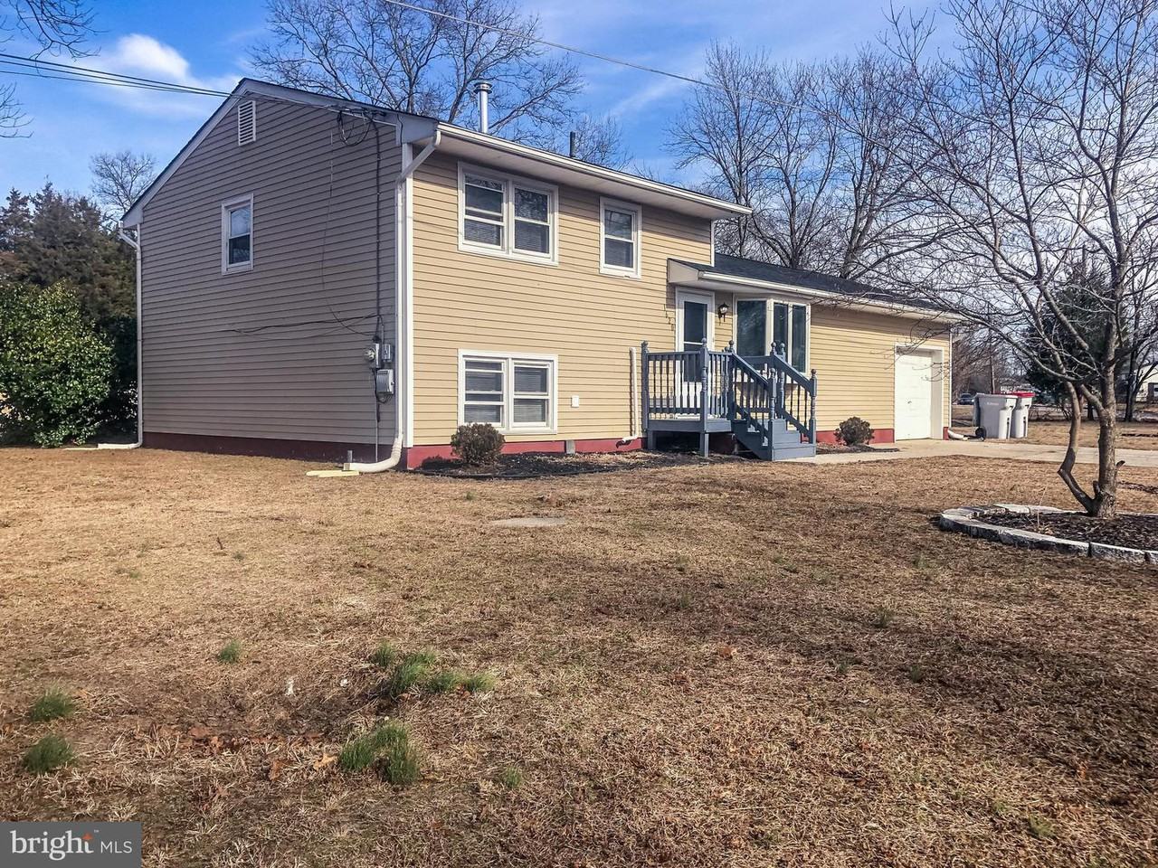 1620 Neptune Terrace - Photo 2 of 15