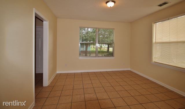 2721 Lowell Ave - Photo 2 of 17