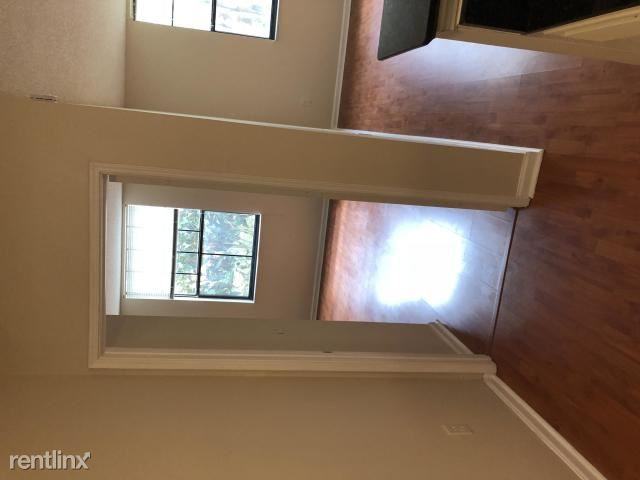 630 S Sapodilla Ave - Photo 3 of 16