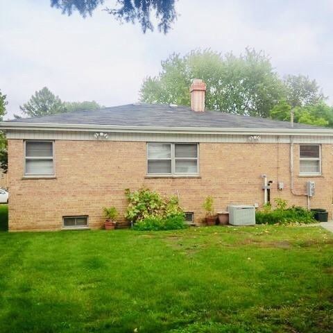 1908 Mandel Ave - Photo 3 of 24