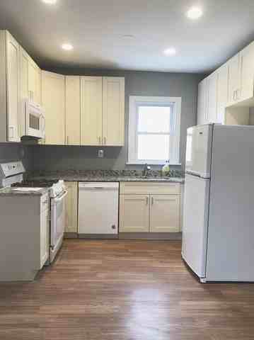 34660 Peterson Ave - Photo 2 of 35