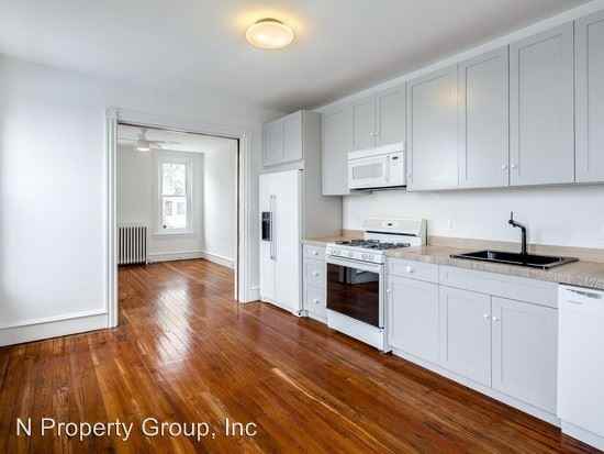243 Krams Ave - Photo 3 of 13