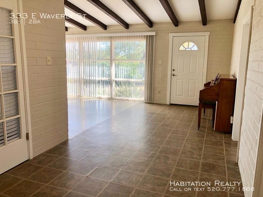 333 E Waverly St - Photo 3 of 11