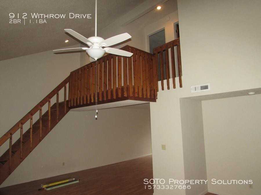 912 Withrow Dr - Photo 3 of 6